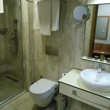 Golden Lounge Otel 3*